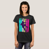 11歳の誕生日おめでとうレトロスケートボード Tシャツ (正面フル)