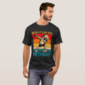 11歳の誕生日おめでとう ダビングする少年 Tシャツ (正面フル)