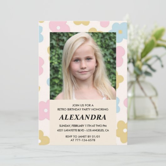 11歳の誕生日の招待レトロGroovy花かわいい 招待状 (スタンド正面)
