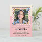 11歳の誕生日招待状 レトロでグルービーなピンクの花 招待状 (スタンド正面)
