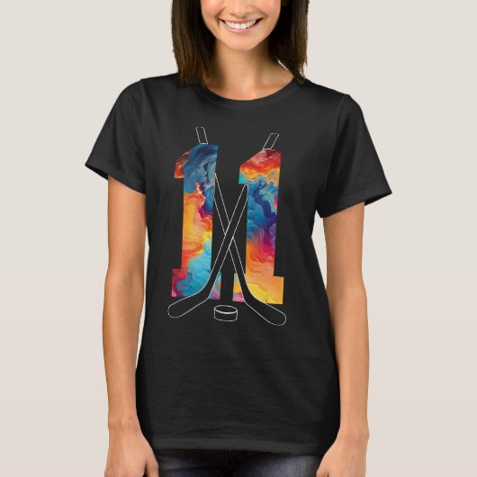 11歳 アイスホッケー 11歳の誕生日 _1 Tシャツ (正面)
