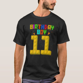 11番目の誕生日ボーイ建物が11歳のブロック Tシャツ