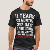 11 Years old of Being Awesome  11th Birthday  Gift Tシャツ (正面)