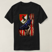 11th Armored Cavalry Regiment (11th ACR) American  Tシャツ (デザイン正面)
