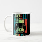 11th Birthday Gift Level 11 Unlocked Awesome 2011  コーヒーマグカップ (左)