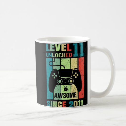 11th Birthday Gift Level 11 Unlocked Awesome 2011  コーヒーマグカップ (右)