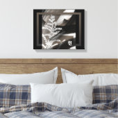 11x14" Terra’s Tender Whisper Abstract Brown Flowe キャンバスプリント (インサイチュ (寝室))