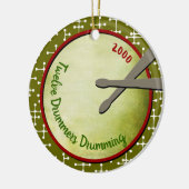12ドラマズドラミング – カスタム年 セラミックオーナメント (左)