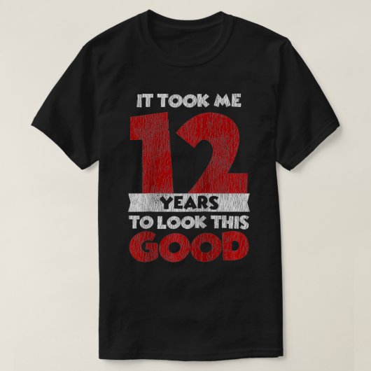 12年かけて12誕生日Vを見た Tシャツ (デザイン正面)