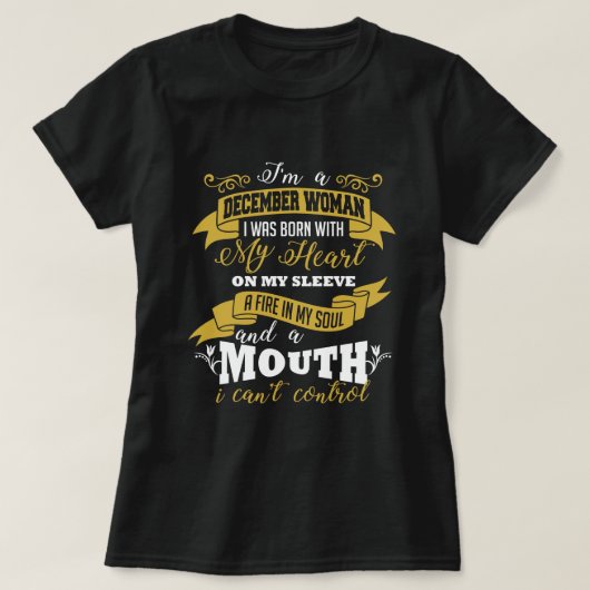 12月の女性の誕生日の黒のTシャツ Tシャツ (デザイン正面)