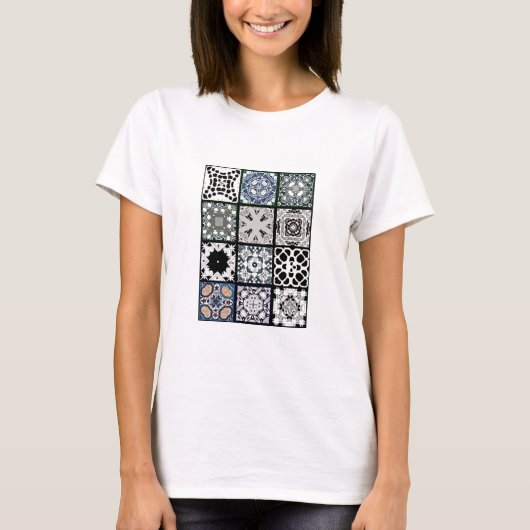 12枚の正方形のタイル Tシャツ (正面)
