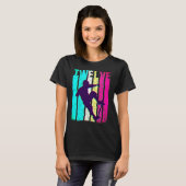 12歳の誕生日おめでとうレトロスケートボード Tシャツ (正面フル)
