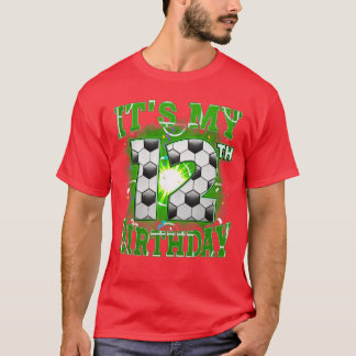 12歳の誕生日 サッカー少年 12歳の男子がお誕生日をお祝いするパーティー Tシャツ
