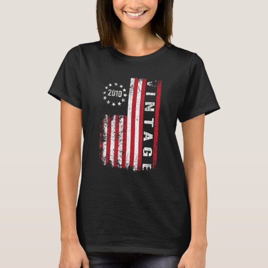 12歳ヴィンテージ2010年米国国旗12日B Tシャツ (正面)