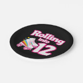 12誕生日ローラースケートで滑る12歳スケート ペーパープレート (アングル)