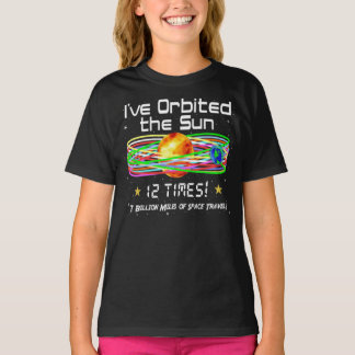 12誕生日!太陽の12番目の軌道！ギフトTシャツ Tシャツ