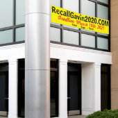 12足プリント、署名、送信 横断幕 (ビルの外側)