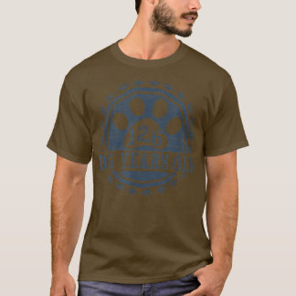 126 Dog Years Old, 18 in Human 18th Birthday Give Tシャツ