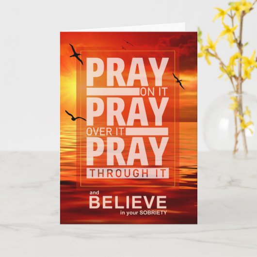 12 Step Recovery Pray on It and Believe Sunset カード (黄色い花)