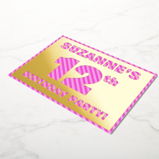 12th Birthday Party — はっきりした、おもしろい、ピンクストライプ色12 箔招待状 (回転した状態)