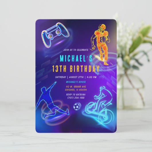 13パーソナライズされた番目の誕生日ボーイ招待状 招待状 (スタンド正面)