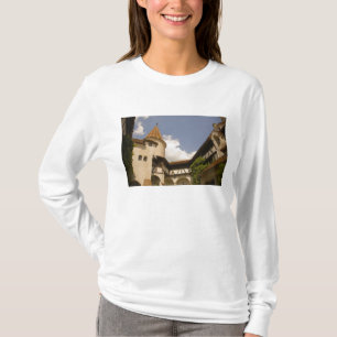 13世紀のブラン城 (ドラキュラの城) Tシャツ