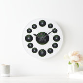 13個の黒い芝生のボウル ラージ壁時計 (ホーム)
