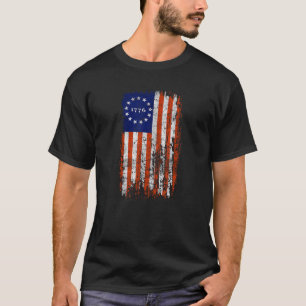 13星条国旗ベッツィロスアメリカン革命国旗 Tシャツ