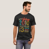 13歳ヴィンテージ2010 13誕生日 Tシャツ (正面フル)