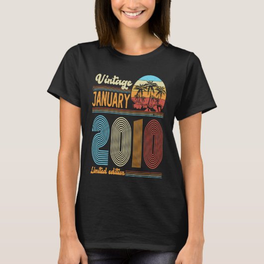 13歳誕生日ヴィンテージ2010年1月ガールズ Tシャツ (正面)