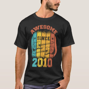 13番目の誕生日ヴィンテージ2010レトロ13歳Guit Tシャツ