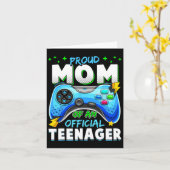 13誕生日誇りを持ったママ公式10代の若者ビデオGa カード (黄色い花)