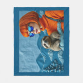 131.レッドヘッドとナマケモノ フリースブランケット (正面)