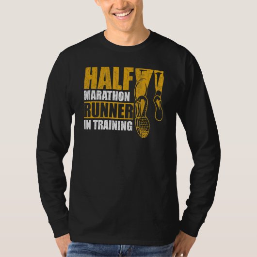 13 1のためのトレーニング引用文のハーフマラソン走者 Tシャツ (正面)