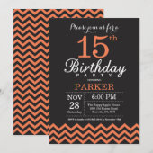 15歳の誕生日招待状 ブラックとコーラル チェブロン 招待状 (正面/裏面)