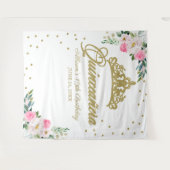 15歳の誕生日 ゴールドのティアラ ホットピンクの花の背景 タペストリー (正面(横))