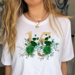 15誕生日金ゴールドフローラ番号15緑バラ Tシャツ<br><div class="desc">フローラ番号15 Tシャツ – キンセアニェラまたは15歳の誕生日プレゼントに最適。デザインは、エメラルドグリーンバラ飾とユーカリのフローラ配置を有する金ゴールド番号15を有す葉る。15th誕生日カード、キンセアニェラ招待状、文房具、パーティーデコは私のバラエメラルドグリーンキンセアニェラコレクションでご利用いただけますもしが、他のアイテムを追加する必要があるメッセージをお願いします。</div>