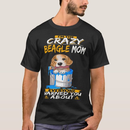 151私はビーグル熱狂するママ Tシャツ (正面)