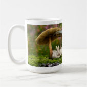 15ozマグ: 不思議の国のウサギのきのこのウサギ コーヒーマグカップ (左)