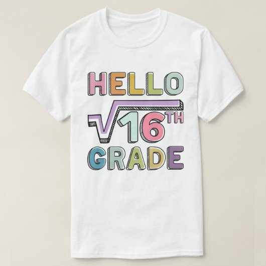 16のおもしろいMath Backの4等級平方根 Tシャツ (デザイン正面)