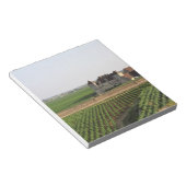 16世紀の修道院と ノートパッド (アングル)