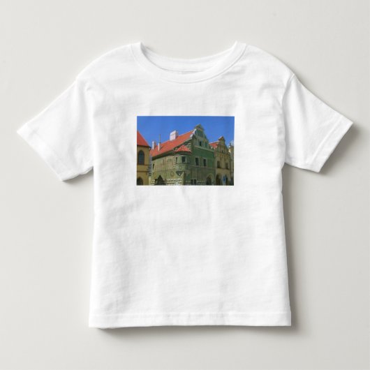 16世紀の建物に囲まれた旧市街広場 2 トドラーTシャツ (正面)
