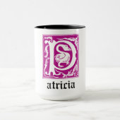 16世紀の神話の生き物の装飾首都P マグカップ (中央)