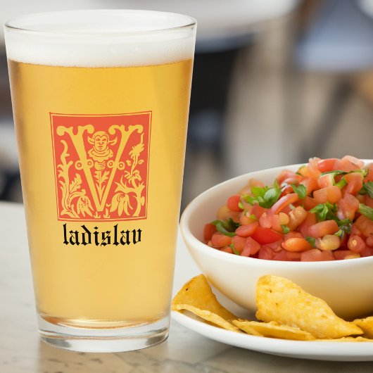 16世紀の神話の生き物の装飾首都V タンブラーグラス