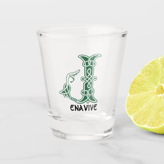 16世紀ケルト結び目模様装飾首都J ショットグラス (正面)