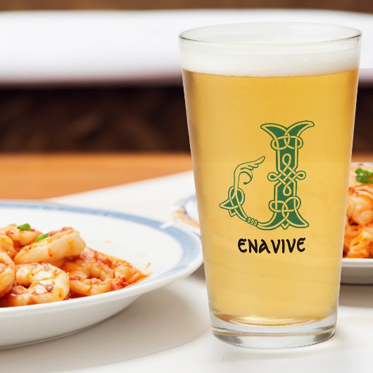 16世紀ケルト結び目模様装飾首都J タンブラーグラス