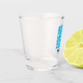 16世紀神話の生き物の装飾の首都A ショットグラス (左)