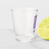 16世紀神話の生き物の装飾の首都M ショットグラス (左)