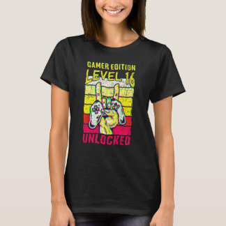 16歳の誕生日おめでとう バージョン ゲーム好きな人へ レベル16アンロック Tシャツ