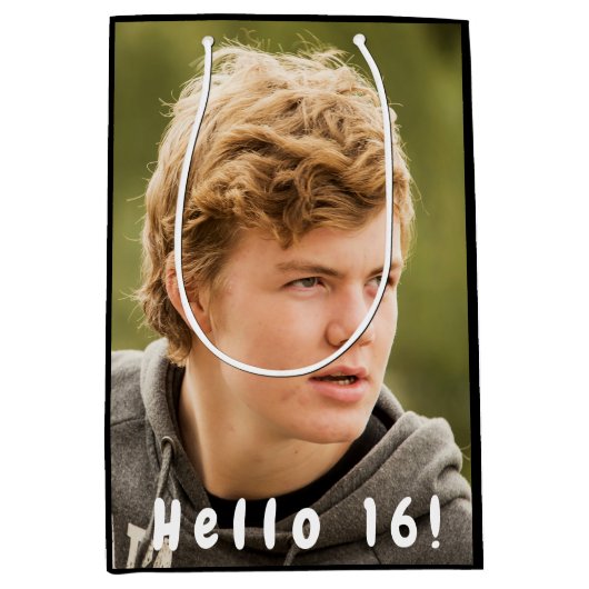 16歳の誕生日カスタム写真こんにちは16男の子 ミディアムペーパーバッグ (正面)